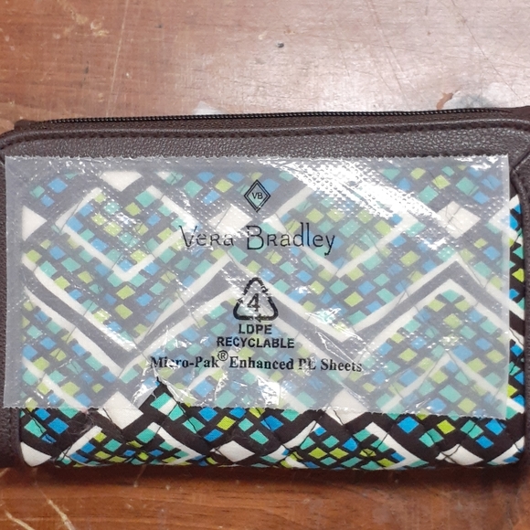 Vera Bradley wristlet wallet - Picture 2 of 6